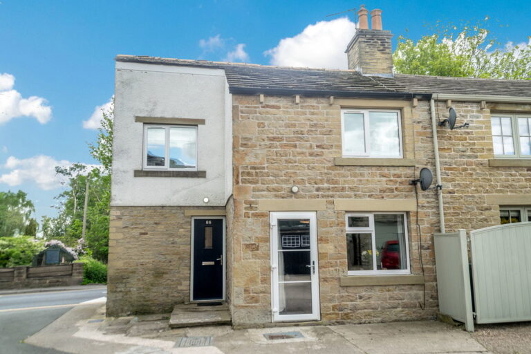 Commercial Road, Skelmanthorpe, Huddersfield, HD8