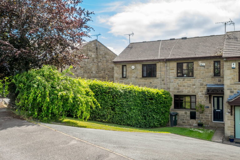 Park Avenue, Shelley, HD8